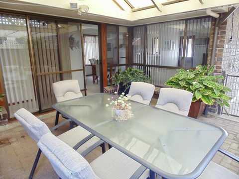 Baronet B & B - Tourism Adelaide 16