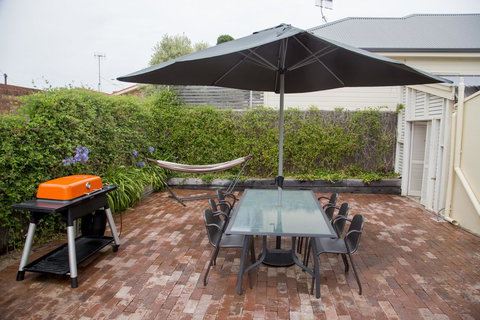 Wayfarers Cottage - Tourism Adelaide 12