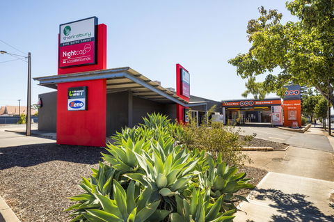 Nightcap At Finsbury Hotel - Tourism Adelaide 4