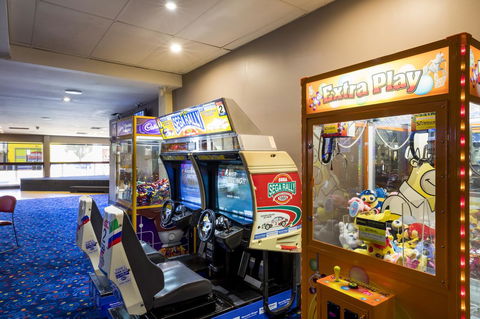 Nightcap At Finsbury Hotel - Tourism Adelaide 34