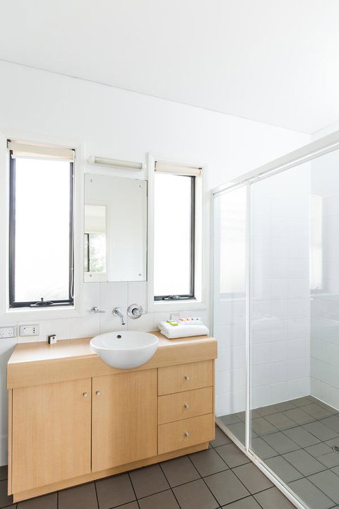 Majestic Oasis Apartments - Tourism Adelaide 18