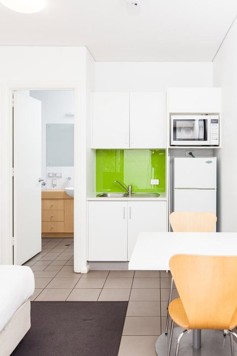 Majestic Oasis Apartments - Tourism Adelaide 28