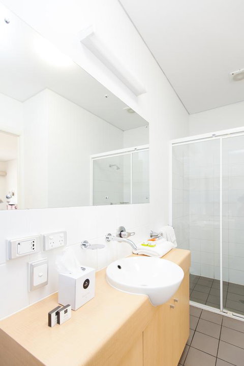 Majestic Oasis Apartments - Tourism Adelaide 25