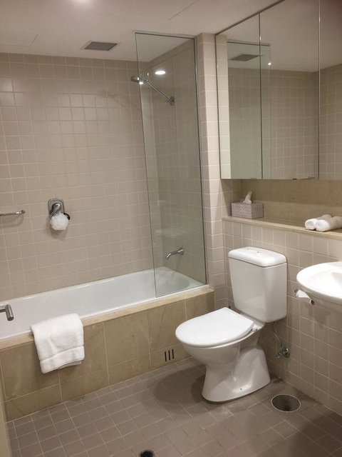 Luxury Beachside Accomodation - Tourism Adelaide 8