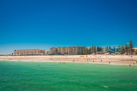 Luxury Beachside Accomodation - Tourism Adelaide 15