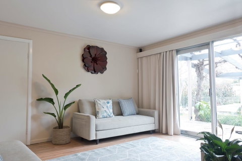 29 Jane - Tourism Adelaide 6