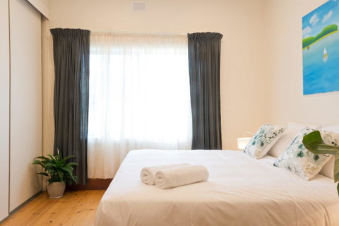 29 Jane - Tourism Adelaide 3