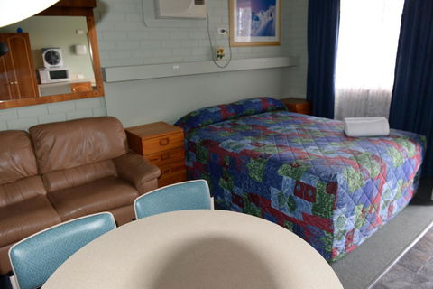 Ardeanal Motel - Tourism Adelaide 43