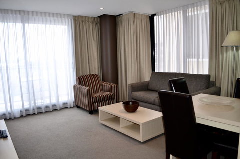 APTonNorthTCE - Tourism Adelaide 4