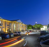Adelaide Inn - Tourism Adelaide