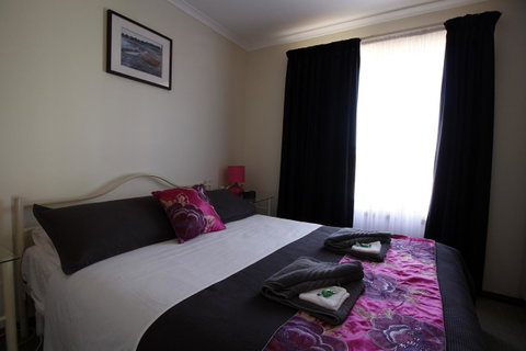 Cape Jervis Holiday Units - Tourism Adelaide 4