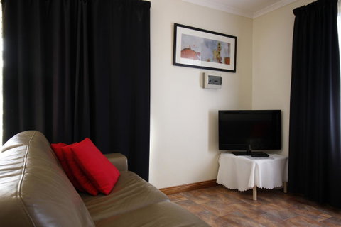 Cape Jervis Holiday Units - Tourism Adelaide 3
