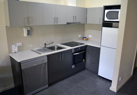 Arkana Motor Inn & Terrace Apartments - Tourism Adelaide 30