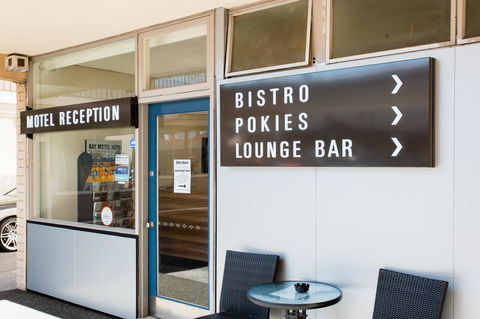 Bay Motel Hotel - Tourism Adelaide 12