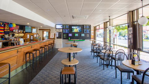 Bay Motel Hotel - Tourism Adelaide 13