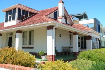 Brighton Beach House with Tourism Adelaide