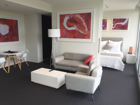 Tasha\'s Apartments On Warwick - Tourism Adelaide 2