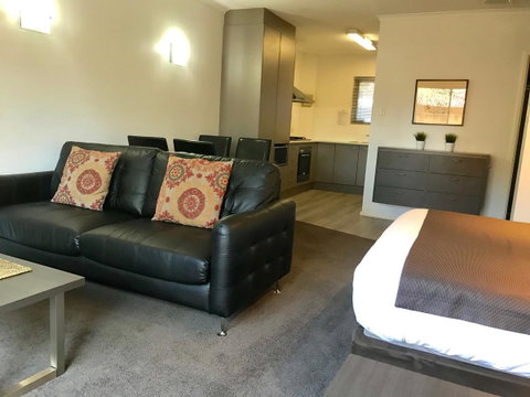 Adelaide DressCircle Apartments - Archer Street - Tourism Adelaide 2