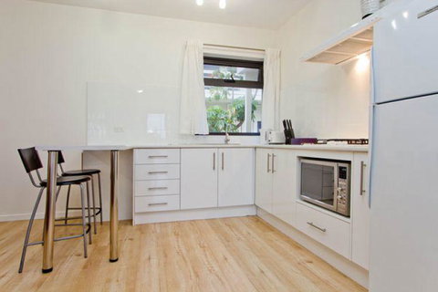 Atlantic West Beach Apartments - Tourism Adelaide 17