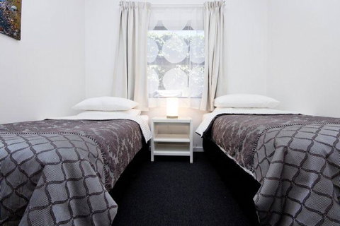 Atlantic West Beach Apartments - Tourism Adelaide 13