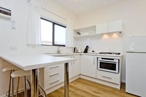 Atlantic West Beach Apartments - Tourism Adelaide 15