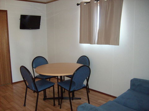Jacko's Holiday Cabins - Tourism Adelaide 2