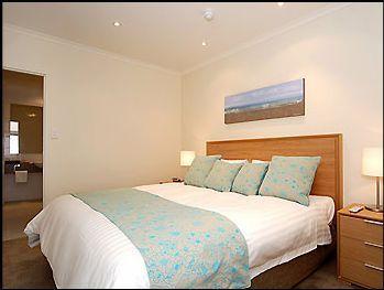 Lady Bay Hotel - Tourism Adelaide 5