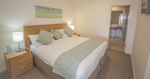 Lady Bay Hotel - Tourism Adelaide 4