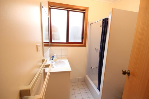 Port Vincent Motel & Apartments - Tourism Adelaide 21