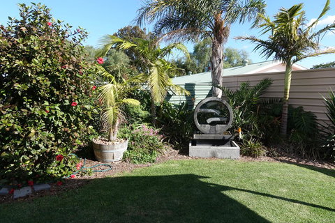 Port Vincent Motel & Apartments - Tourism Adelaide 25