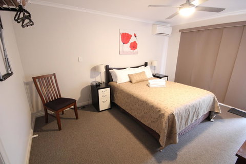 Port Vincent Motel & Apartments - Tourism Adelaide 11