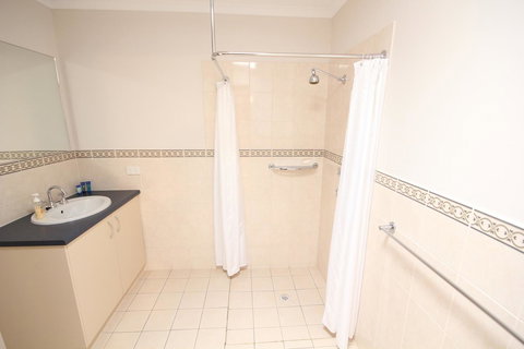 Port Vincent Motel & Apartments - Tourism Adelaide 12