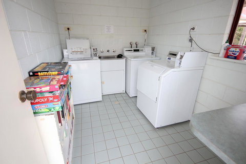 Port Vincent Motel & Apartments - Tourism Adelaide 24