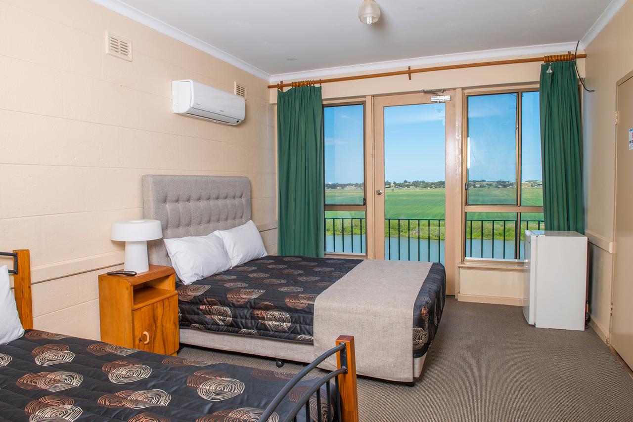 Tailem Bend SA Tourism Adelaide