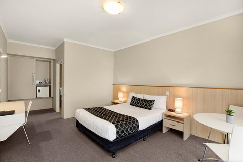 Adelaide Road Motor Lodge - Tourism Adelaide 32