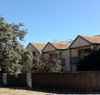 Townhouse On The Marina - Tourism Adelaide