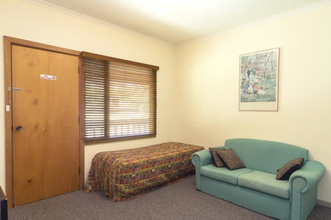Second Valley Motel - Tourism Adelaide 12