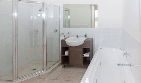 South Shores Yellowfin Villa 96 - South Shores Normanville - Tourism Adelaide 11