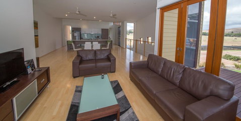 South Shores Yellowfin Villa 96 - South Shores Normanville - Tourism Adelaide 1