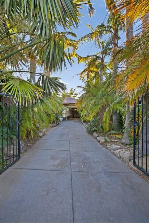 The Palms - Tourism Adelaide 6