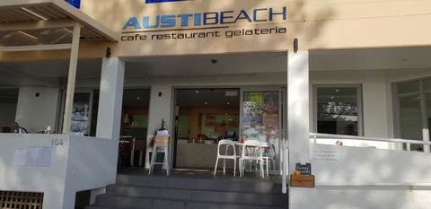 2 Austinmer Studio - Tourism Adelaide 23