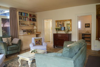 Athelney Cottage Bed And Breakfast with Tourism Adelaide