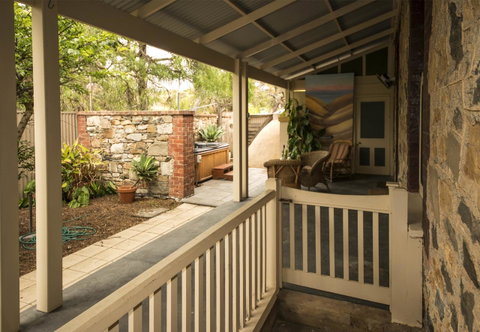 Yankalilla Bay Homestead - Tourism Adelaide 5