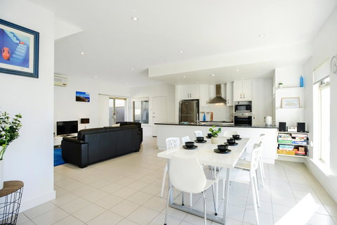 Blue Zone - Aldinga Beach - Tourism Adelaide 1