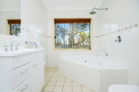 Cabernet Cottage - Tourism Adelaide 6