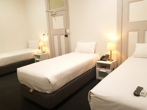 Ambassadors Hotel - Tourism Adelaide 7