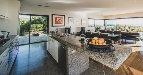 The Roozen Residence - Tourism Adelaide 4
