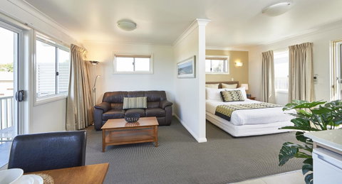 Harbour View Apartments - Tourism Adelaide 2