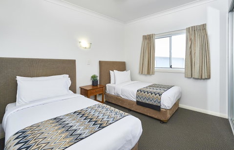 Harbour View Apartments - Tourism Adelaide 4