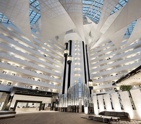 Crown Metropol Perth - Tourism Adelaide 2